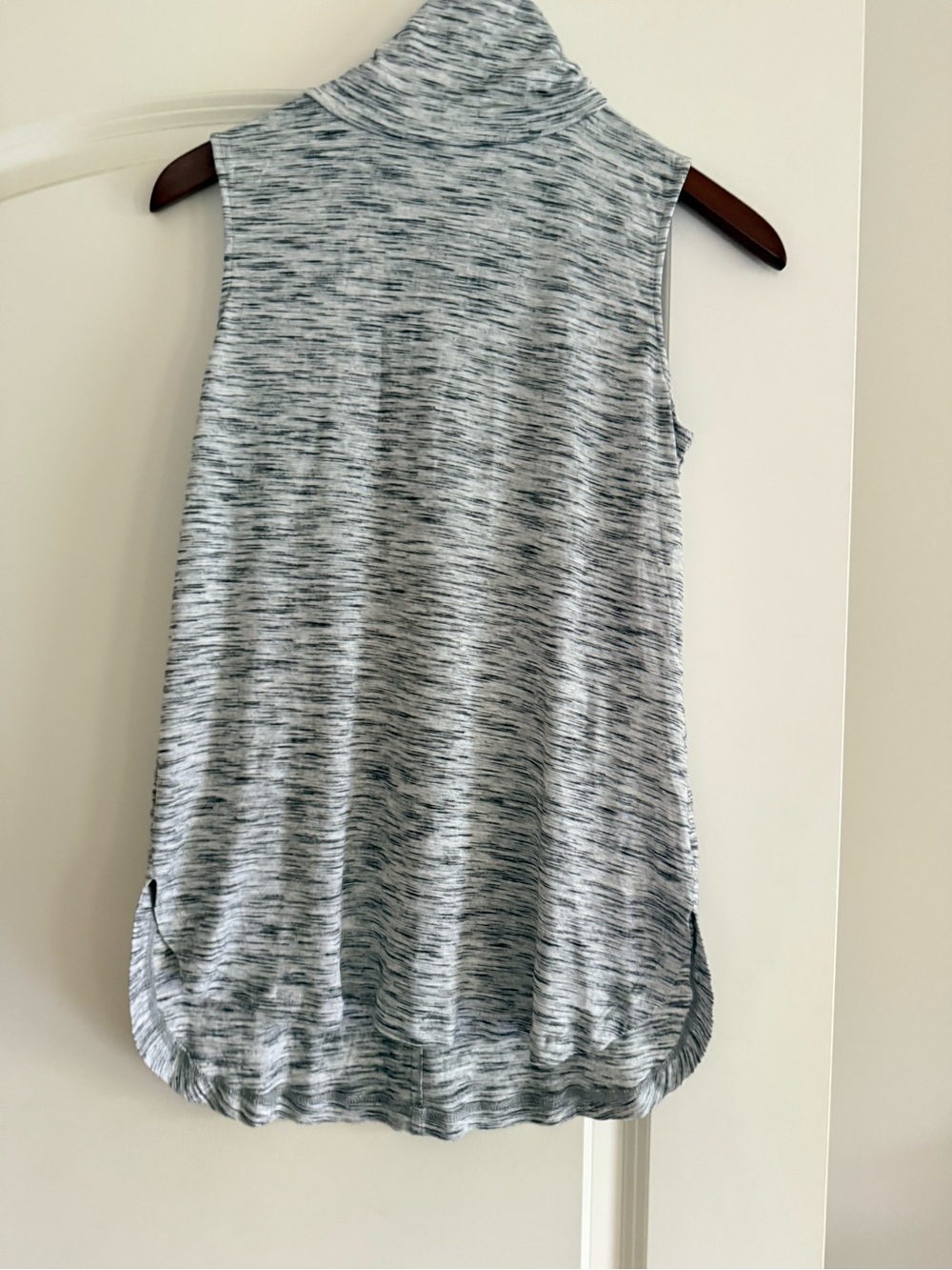 Sleeveless Mock Neck Women's Top in Heather Gray